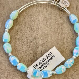Alex and Ani retired ORIGINAL NWT Opalescent BLUE BEADED Bracelet